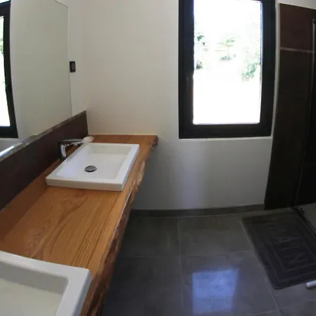 Spacious With Swimming Pool In